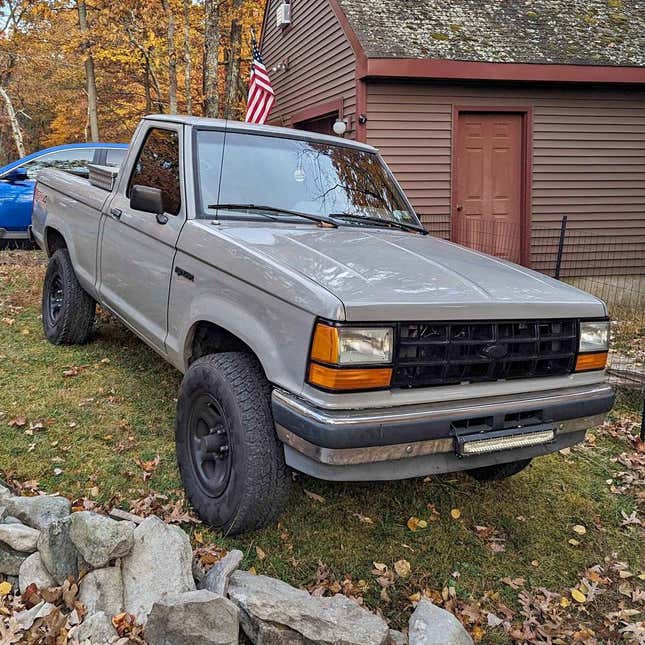 Image de l'article intitulé Chevrolet S10 préparée pour la course, Honda Beat, voiture de record de vitesse à Bonneville Land&amp;#xa0;: les voitures les plus géniales que j’ai trouvées à vendre en ligne