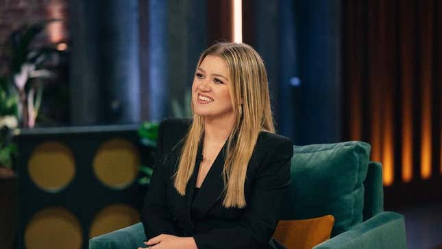 Kelly Clarkson in The Kelly Clarkson Show season 5