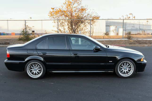 Image for article titled At $19,495, Does This 2000 BMW M5 Sound Like A Bargain?