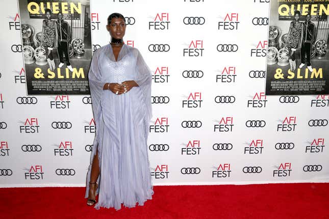 Jodie Turner-Smith assiste à la première de « Queen &amp; Slim » présentée par Audi à l’AFI FEST 2019 au TCL Chinese Theatre le 14 novembre 2019 à Hollywood, en Californie.