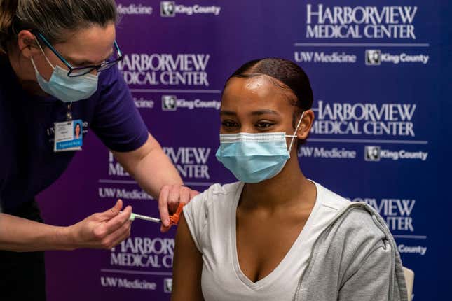 Image for article titled Why Black America Should Be Concerned COVID-19 Vaccine Will be Harder To Get