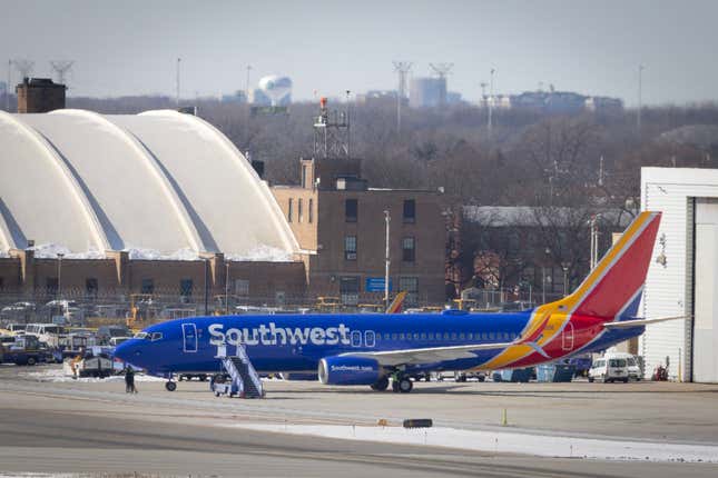 Image for article titled The 5 airports with the highest domestic airfares in America — and the 5 with the lowest