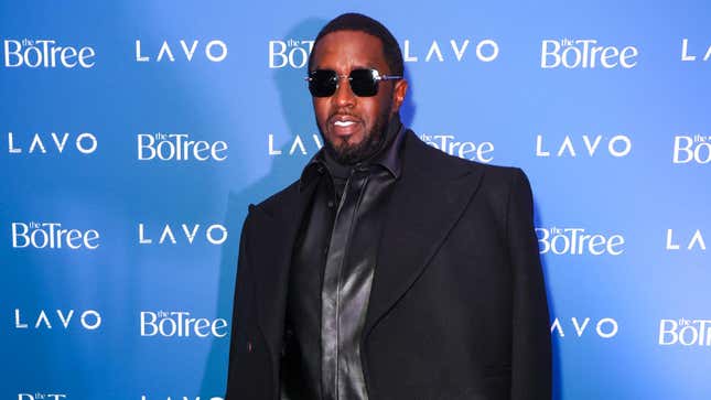 Image for article titled Suge Knight&#39;s Shocking Claim About Diddy, Internet&#39;s Theory on Oprah&#39;s Hospitalization, N-Word-Dropping Karen Dragged, Black Folk Ignore Stephen A. Smith After Criticizing Will Smith and Other Entertainment News