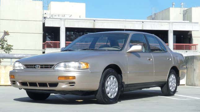 Nice Price or No Dice 1996 Toyota Camry LE