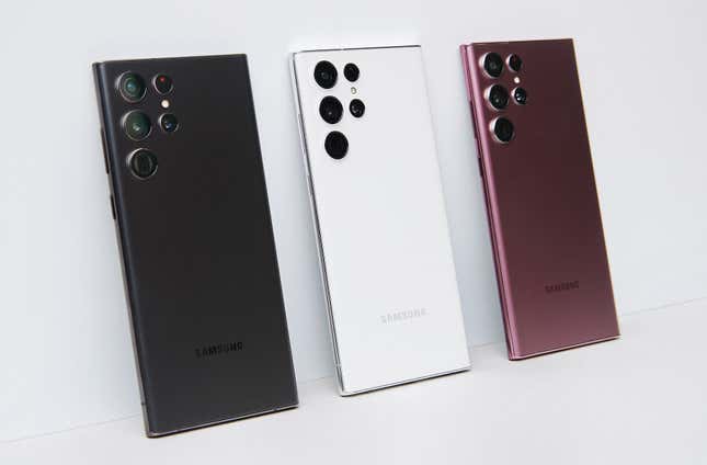 Así es el nuevo Samsung Galaxy S22 Ultra: imágenes