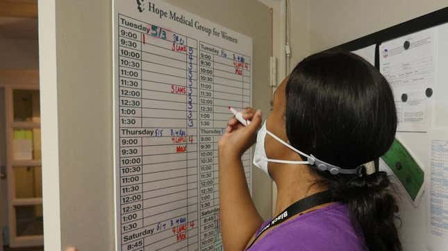 Image for article titled How Louisiana Doctors Are Quietly Helping Pregnant Patients (and Themselves) Avoid Jail Time