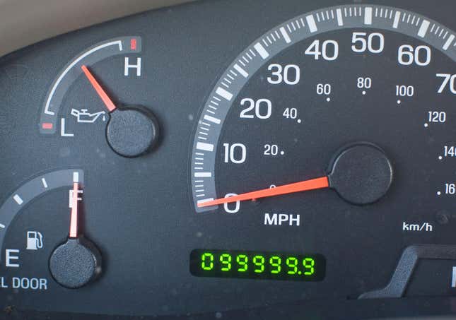 Image for article titled Cases of Odometer Fraud Were Up in the U.S. in 2022