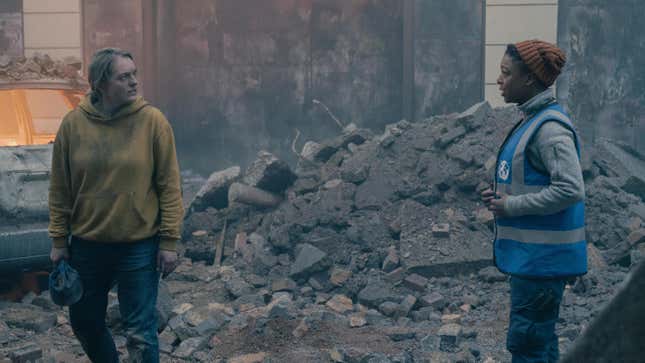 Image of Elisabeth Moss and Samira Wiley in The Handmaid's Tale