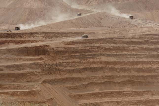 Image for article titled Aerial and satellite photos reveal massive mines scarring the earth’s surface