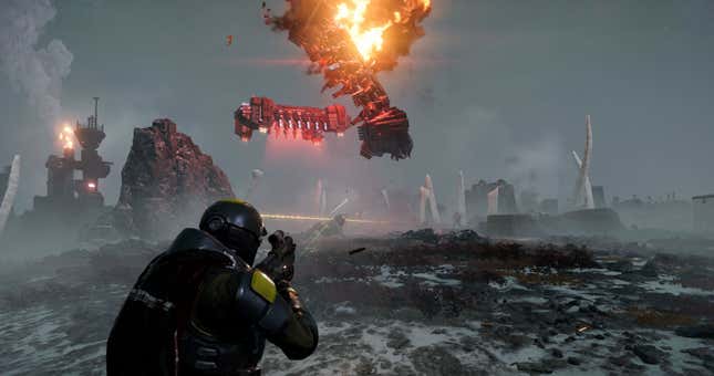 Ein Screenshot eines Helldivers 2-Spielers, der Automaton-Schiffe abwehrt.