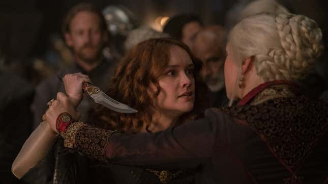 Image for article titled 'House of the Dragon' Episode 7: Alicent Hightower Let Her ‘Women for Trump’ Flag Fly