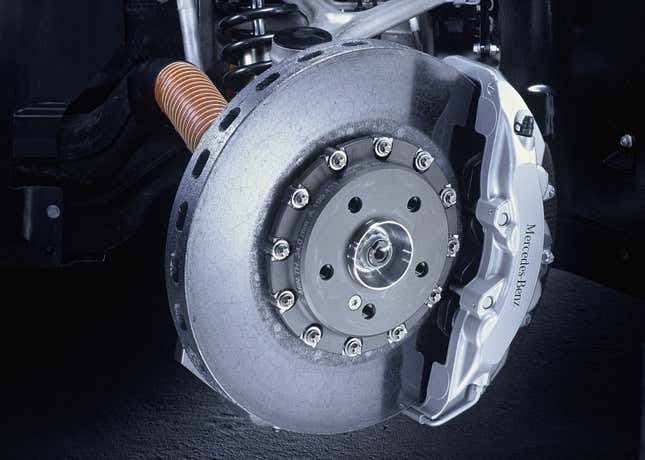 Brakes of a Mercedes-Benz SLR McLaren