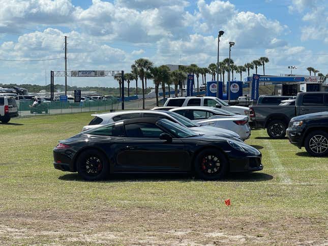 Image for article titled Here Are All The Cars I Found At The 12 Hours Of Sebring