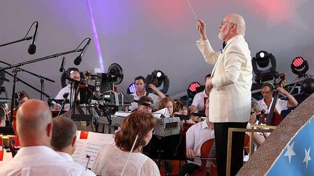 Der legendäre Dirigent John Williams tritt 2014 auf.