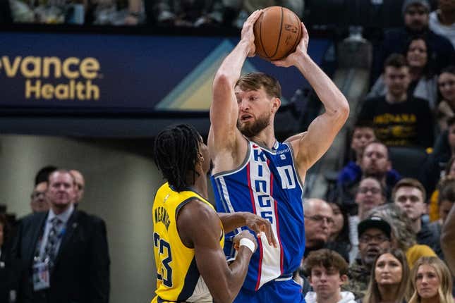 Domantas Sabonis Makes Kings History In Win Over Pacers