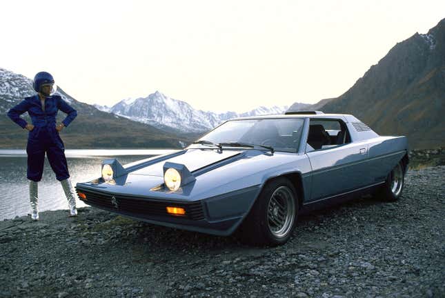 Front 3/4 view of the Ferrari 308 GT Rainbow concept