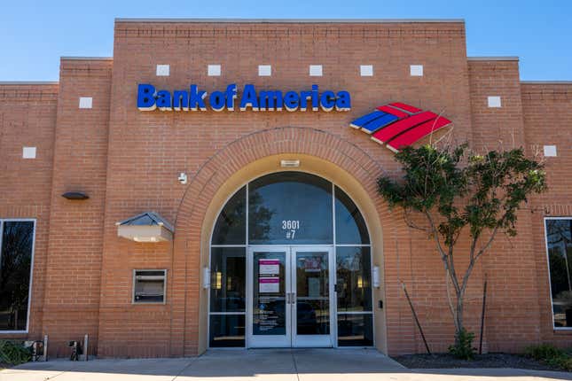 Image for article titled Bank of America Customers Woke Up to Zero Balances, Mysterious Transactions in a Bad Week for Banks