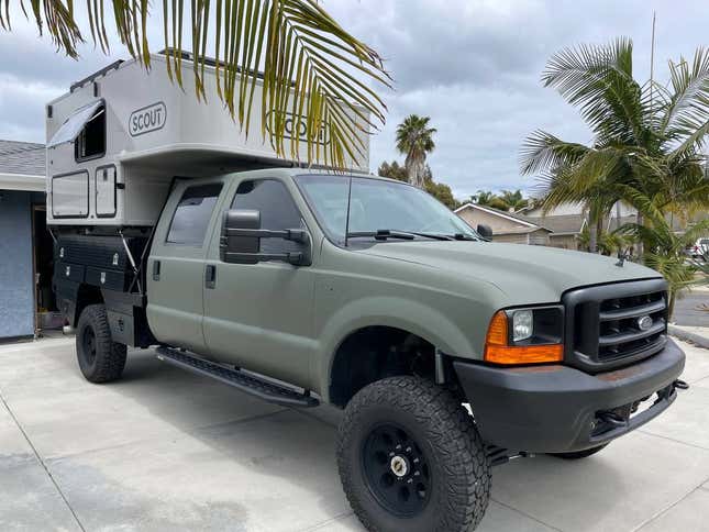 Image for article titled At $70,000, Can You Get Over This 2000 Ford F250 Overlander Combo?