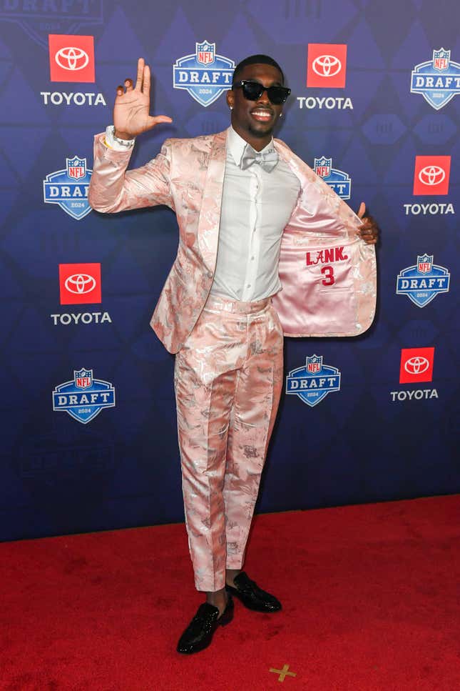 Image for article titled 2024 NFL Draft: Black Stars’ Best Red Carpet Looks