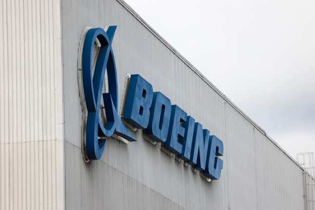 business new tamfitronics The Boeing logo