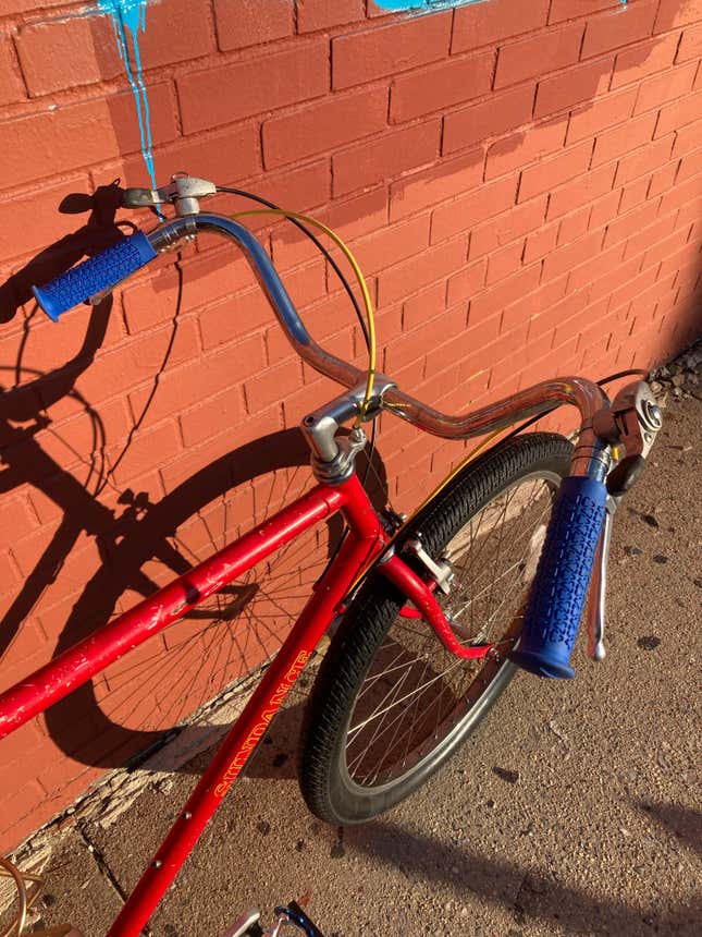 Image for article titled I Am Dumping Money Into A Trash Bike Because It Has The Weirdest, Coolest Brakes I've Ever Seen
