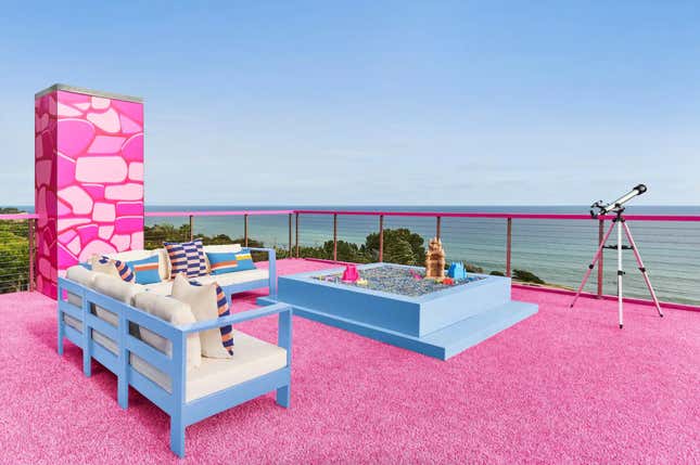 Barbie’s Malibu DreamHouse Ken’s Way