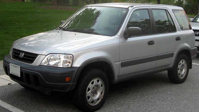 Ein Honda CR-V (1997-2001), fotografiert in College Park, Maryland, USA.