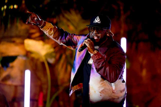 T-Pain performs onstage at Soul Train Awards 2023 on November 19, 2023 in Beverly Hills, California.