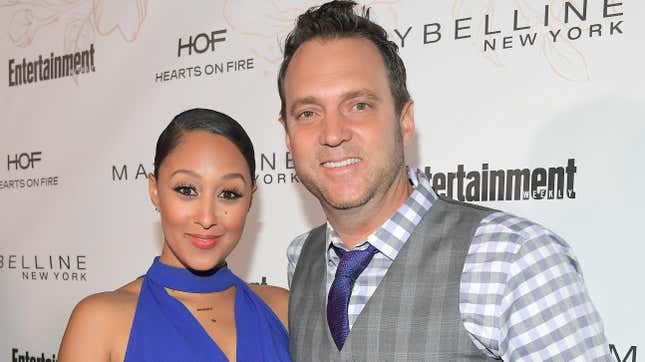 Image for article titled No He Didn&#39;t! Tamera Mowry&#39;s White Husband Opens His Big Mouth About Food Stamps And Gets Shut Down