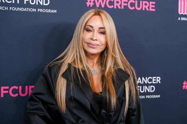 Faye Resnick at An Unforgettable Evening To Benefit Women’s Cancer Research held at the Beverly Wilshire on March 16, 2023 in Beverly Hills, California.