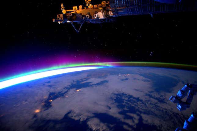 Image for article titled Beautiful new photos by NASA astronaut Scott Kelly make the Earth look strangely alien