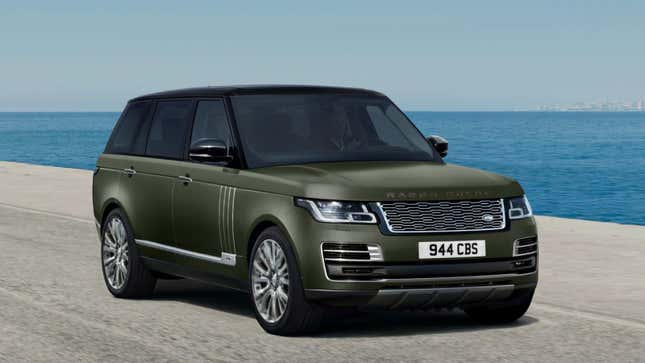 Una foto de un Range Rover verde oliva. 