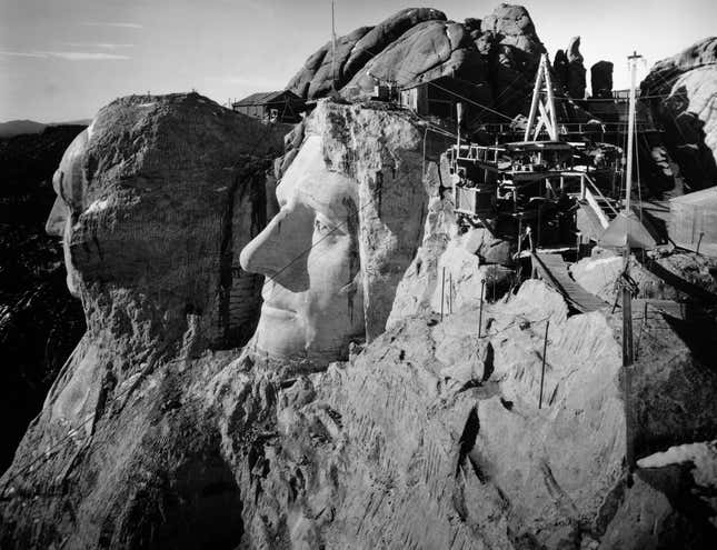 Mount Rushmore, South Dakota: The head of Washington and Jefferson from  the top of Lincoln’s head. Undated photograph circa 1940s.