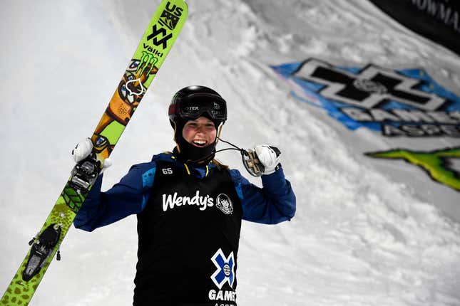 Image for article titled These skiers, snowboarders, curlers, and skaters will have you chanting ‘U-S-A!’