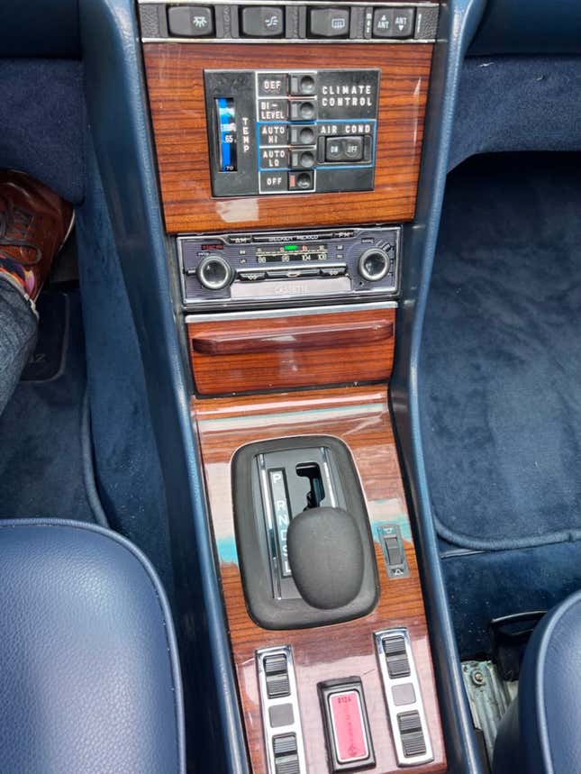 Image for article titled A 1979 Mercedes-Benz 450 SEL Proves the Value of Slow, Unkillable Luxury