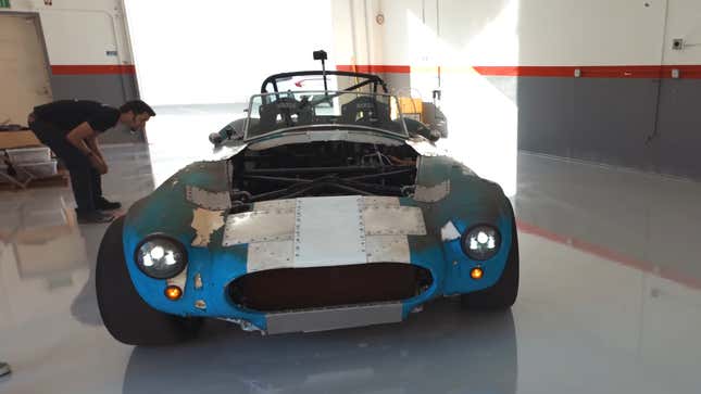 Image for article titled A Tesla Plaid-Powered AC Cobra Is The Best Modern Rat Rod