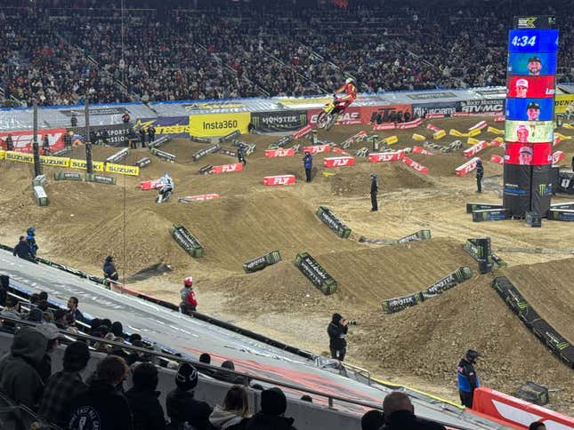 Image for article titled AMA Supercross Is The Pinnacle Of Motorsport As Spectacle