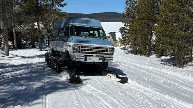 Image for article titled Chevrolet Snowmovan Combines Interests You Didn&#39;t Know You Had