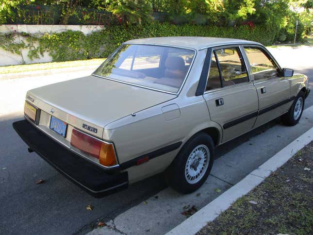 Image for article titled At $2,500, Will You Give This 1982 Peugeot 505 TD A French Toast?