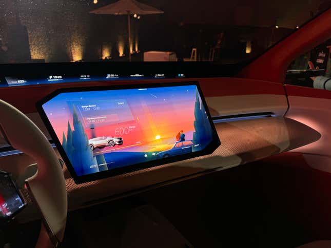 Center screen of the BMW Vision Neue Klasse X concept