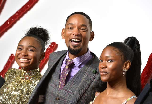 LONDON, ENGLAND - NOVEMBER 17: (L-R) Saniyya Sidney, Will Smith and Demi Singleton attend the UK premiere of “King Richard” at Curzon Cinema Mayfair on November 17, 2021 in London, England. (Photo by Jeff Spicer/Getty Images for Warner Bros.)