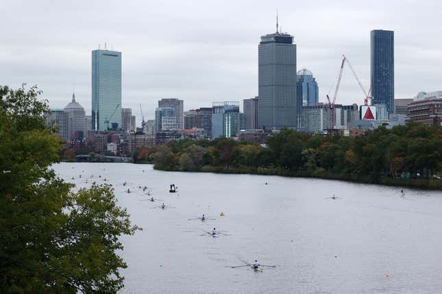 Image for article titled 4 cities leading the way in returning to the office — and that are staying home