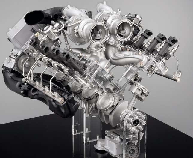 Imagen en corte del BMW N63 V8 turboalimentado