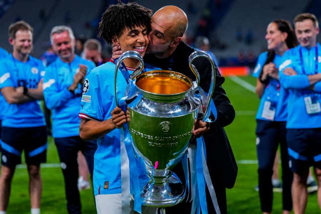 MANCHESTER CITY É CAMPEÃO DA CHAMPIONS LEAGUE COM PEP GUARDIOLA