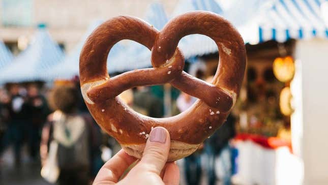 WHY WETZEL'S PRETZELS IS HEADING BACK TO THE MALL WITH A MACY'S PARTNERSHIP  - Wetzel's Pretzels