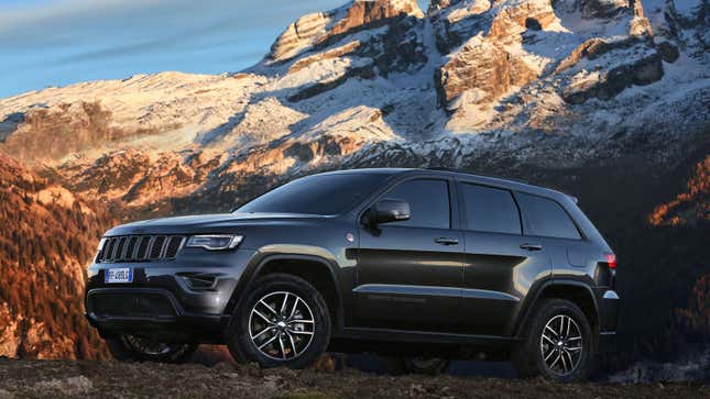 A photo of a black Jeep Grand Cherokee.