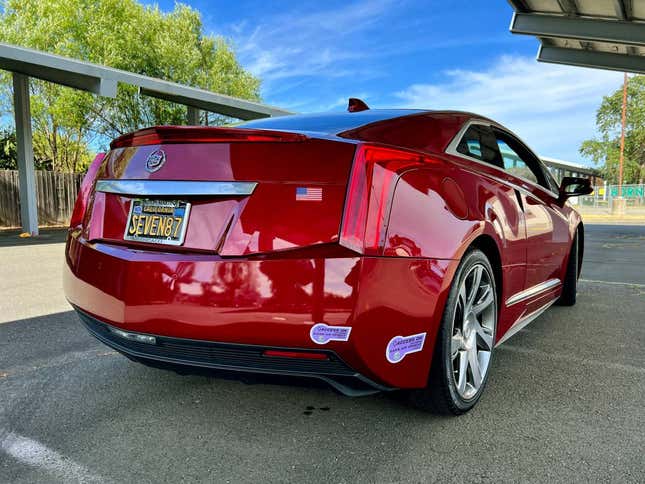 Image for article titled At $16,757, Is This 2014 Cadillac ELR Worth Buying?