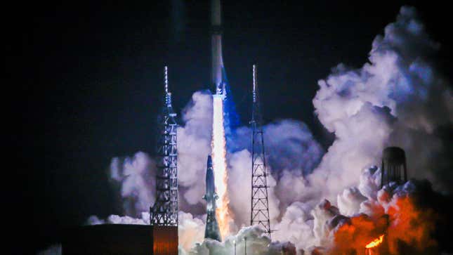 The Blue Origin New Glenn rocket lifts off at Launch Complex 36 at Cape Canaveral Space Force Station prior to its scheduled 1 a.m. January 16 launch on January 16, 2025 in Cape Canaveral, Florida.