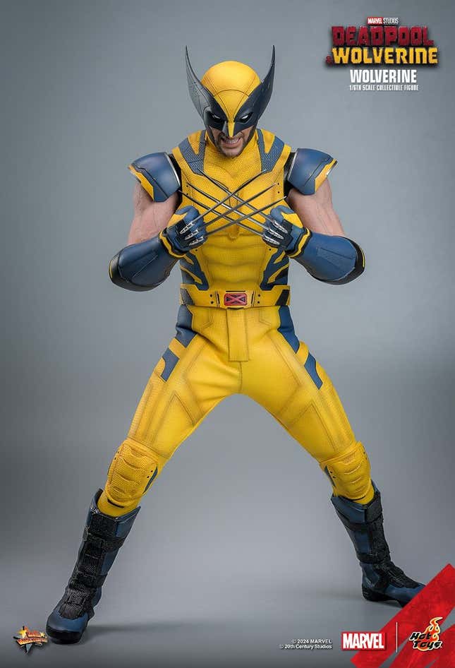 Image for article titled Hot Toys' New Wolverine & Deadpool Figure Gives Us Our Best Look Yet at Wolverine's Suit