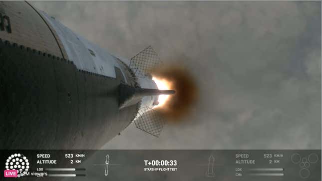 La nave espacial en los momentos inmediatos después del lanzamiento.